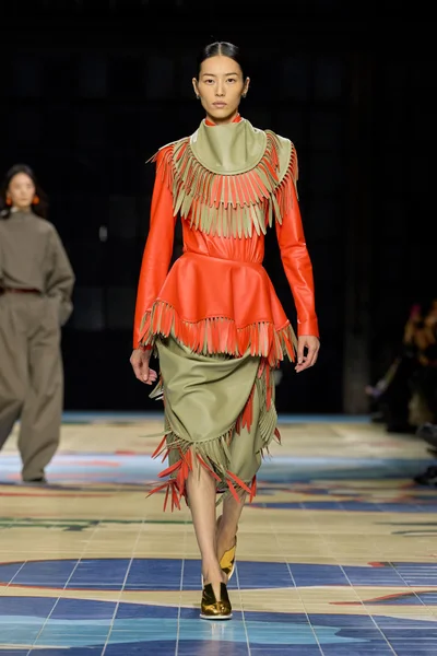 Look 20